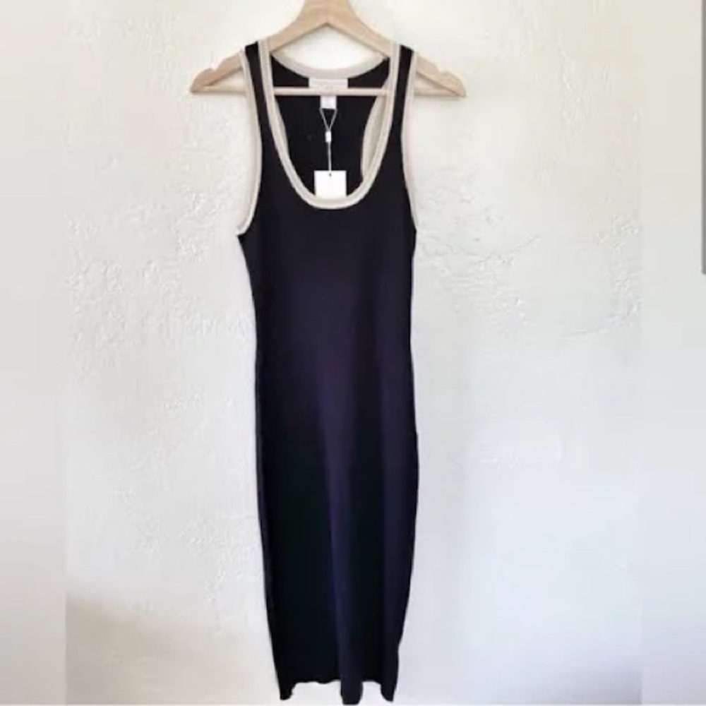Elegant Black Sleeveless Dress